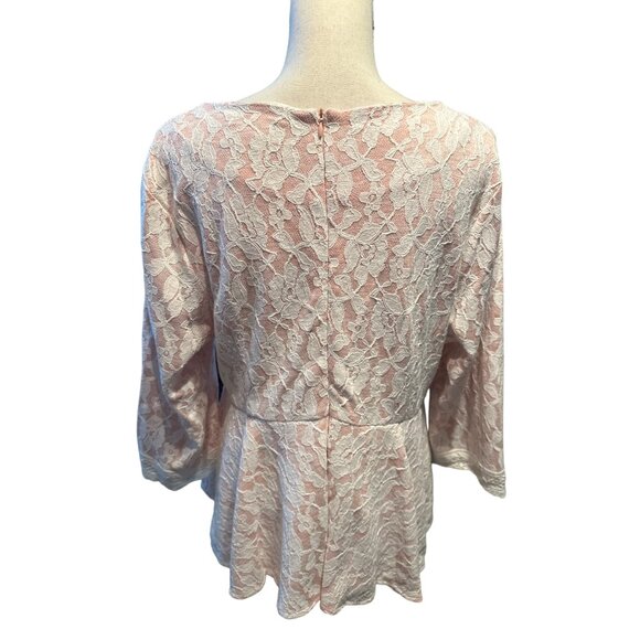 Dainty Jewells Pink Lace Peplum Top With 3/4 Sleeves & Back Zipper Closure XXL - Picture 3 of 6